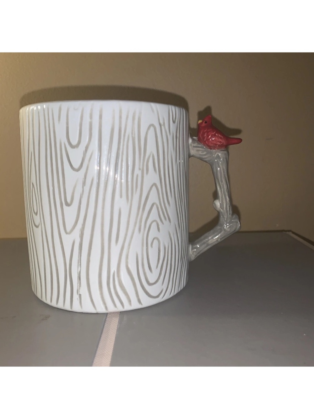 🧑‍🎄 NEW Tag Beige Tree Styled Mug with Cardinal Handle Nature Mug NWOT